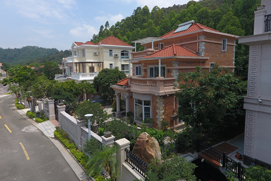 121702系統(tǒng)門窗與非系統(tǒng)門窗的區(qū)別在哪里？這些門窗基本常識你一定要知道！